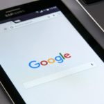 google-on-your-smartphone-1796337_1920